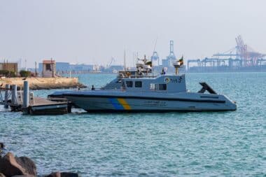 Arabie saoudite : une alliance maritime de 14 États face aux drones houthies, entre ambitions et failles capacitaires