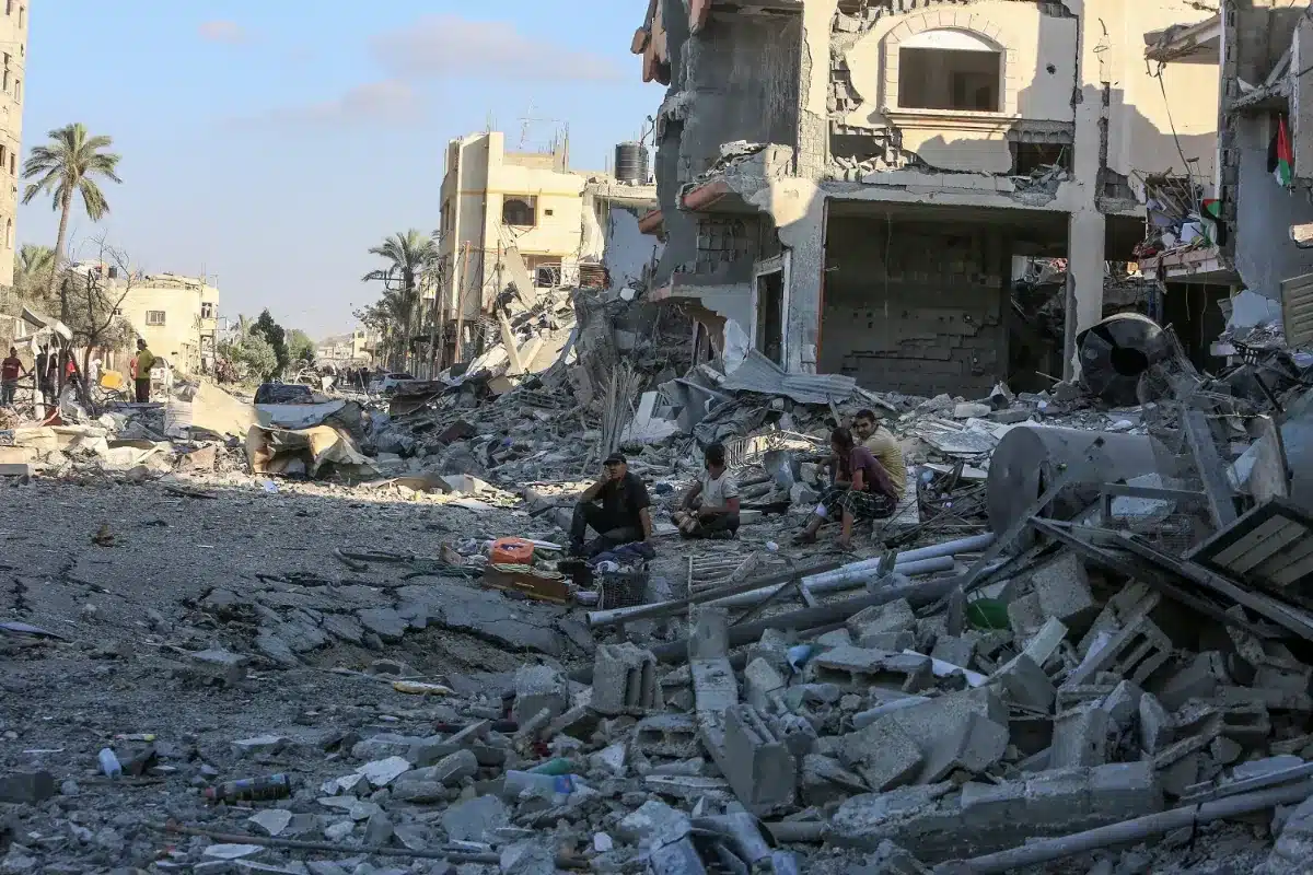 Le Hamas accepte de rendre les armes à Gaza : Trump parle d'« accord historique » alors que personne n'y croyait il y a 48 heures
