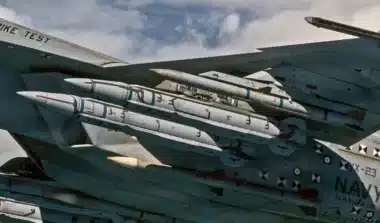 L'US Navy dévoile un missile air-air de 460 km de portée : pourquoi les pilotes chinois devraient s'inquiéter du nom « Malice »
