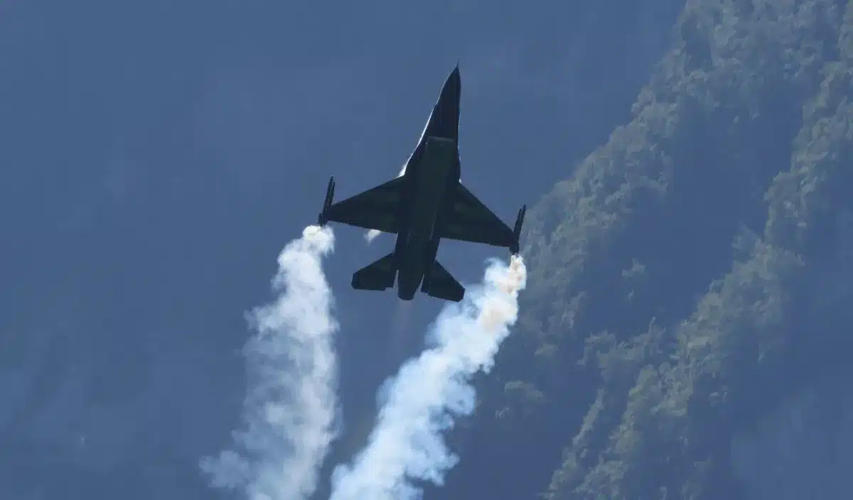 La flotte ukrainienne encore touchée : un F-16 s'est écrasé alors qu'il interceptait des cibles russes