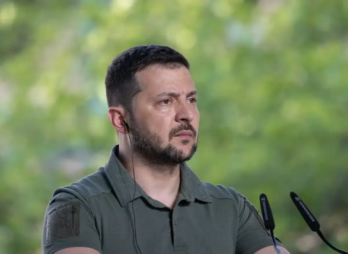 Zelenskyy promet que les missiles Flamingo seront « visibles dans tout le ciel russe » : les ingénieurs ukrainiens confirment une portée inédite