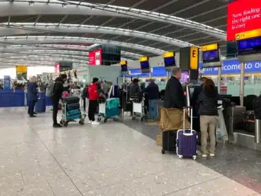 Des avions militaires auraient provoqué la panne géante du contrôle aérien britannique
