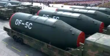 Des images satellites révèlent que la Chine édifie des rampes de lancement près de ses silos de missiles nucléaires