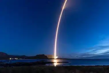 Isar Aerospace vient de réussir l'impossible : cette start-up allemande est la première entreprise privée d'Europe continentale à envoyer une fusée en orbite