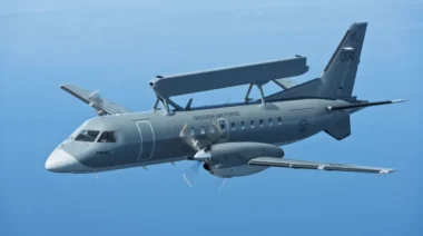 L'avion de détection précoce ASC 890 passé par la Suède accomplit des missions de combat en Ukraine selon Kyiv