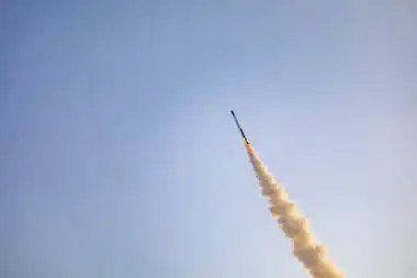 Le Pentagone reconnaît que les frappes iraniennes ont endommagé et détruit des centaines de bâtiments sur les bases américaines au Moyen-Orient