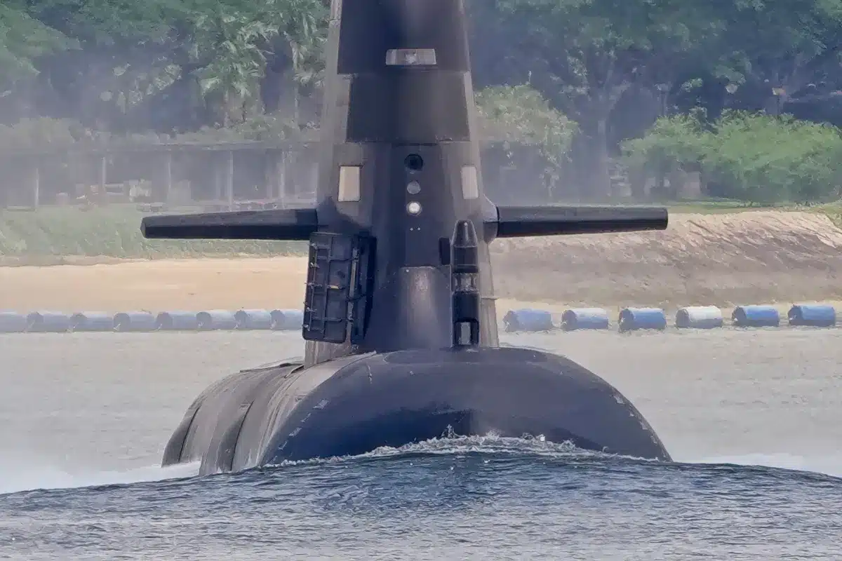 Un sous-marin australien de 850 millions de dollars a "coulé" un porte-avions Nimitz américain de 5,5 milliards de dollars