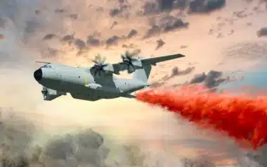 La France va transformer ses avions militaires A400M en bombardiers d'eau : les pompiers n'osaient plus y croire depuis 15 ans