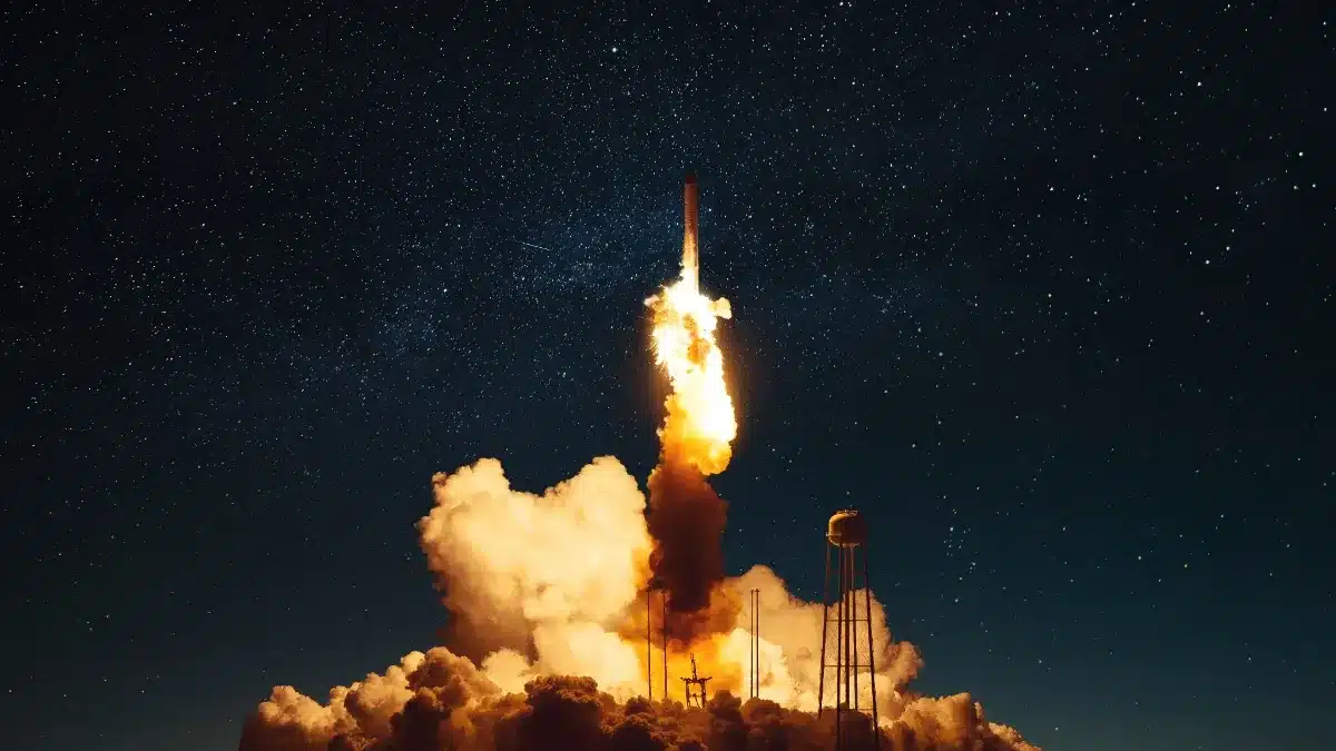 « On a cru que le moteur allait lâcher » : le Japon réussit son premier test de fusée réutilisable et bouscule la course spatiale