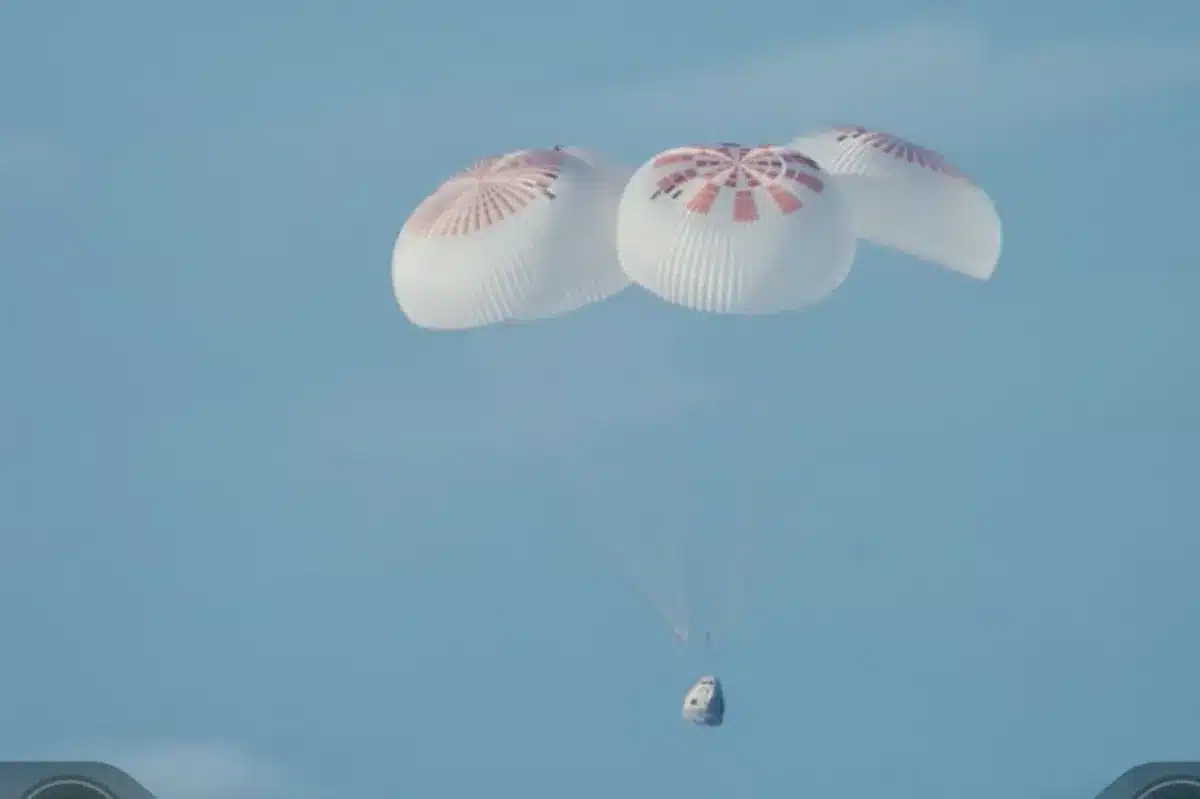 Sophie Adenot retrouve la Terre après 235 jours dans l'espace : « je ne savais plus ce que pesait mon propre corps »